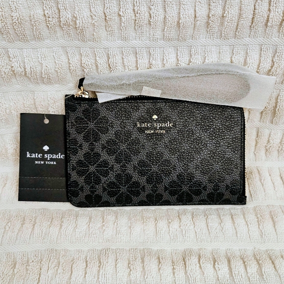 Kate Spade Lucy Space Flower Small Card Holder Wristlet in Black - Picture 5 of 7